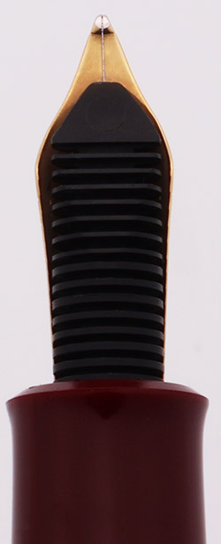 Pelikan　旧M250　バーガンディ　B-nib Pelikan M250 Fountain Pen (1997-2005) - Burgundy w Gold Trim